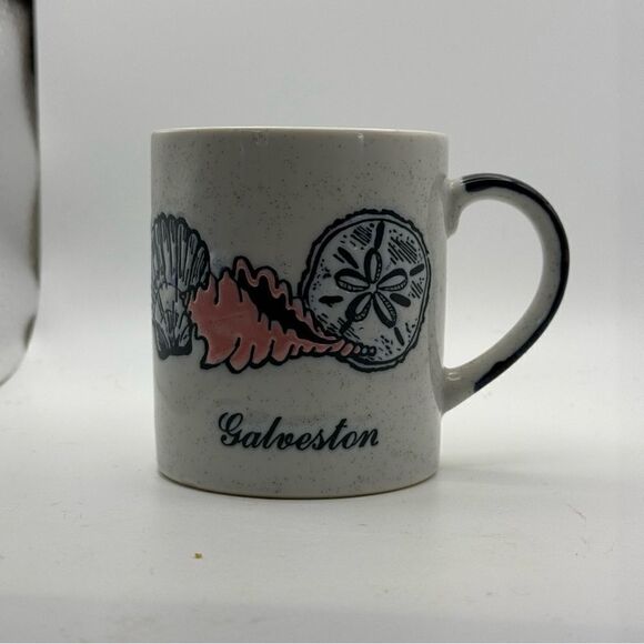 Vintage Galveston, etched beach, seashell design, coffee mug - Picture 5 of 6